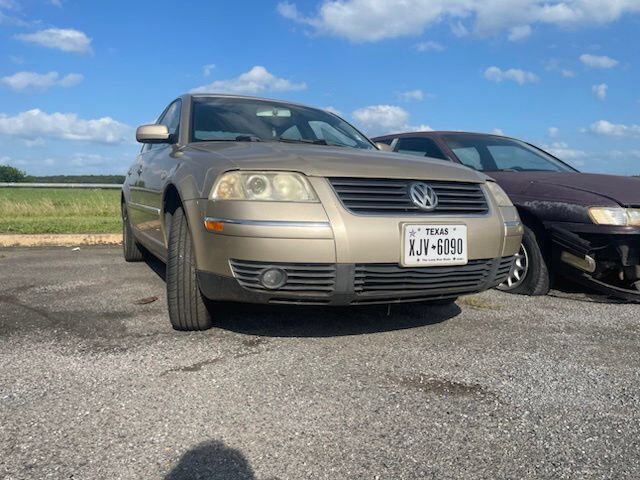 2002 VOLKSWAGEN Passat