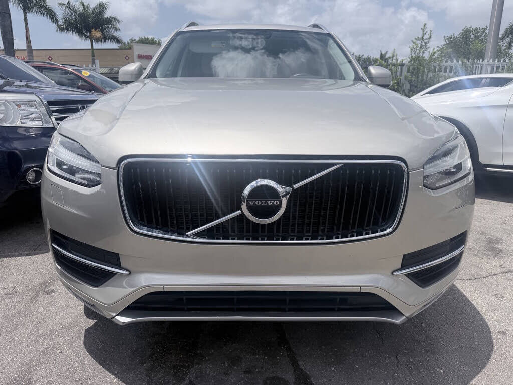 2016 VOLVO XC90