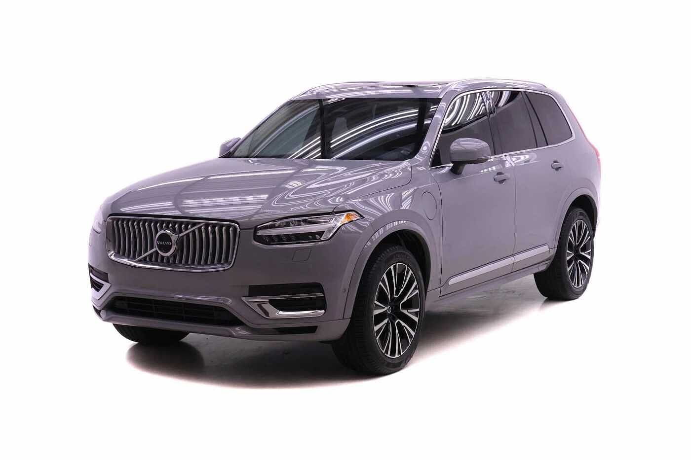 2025 VOLVO XC90