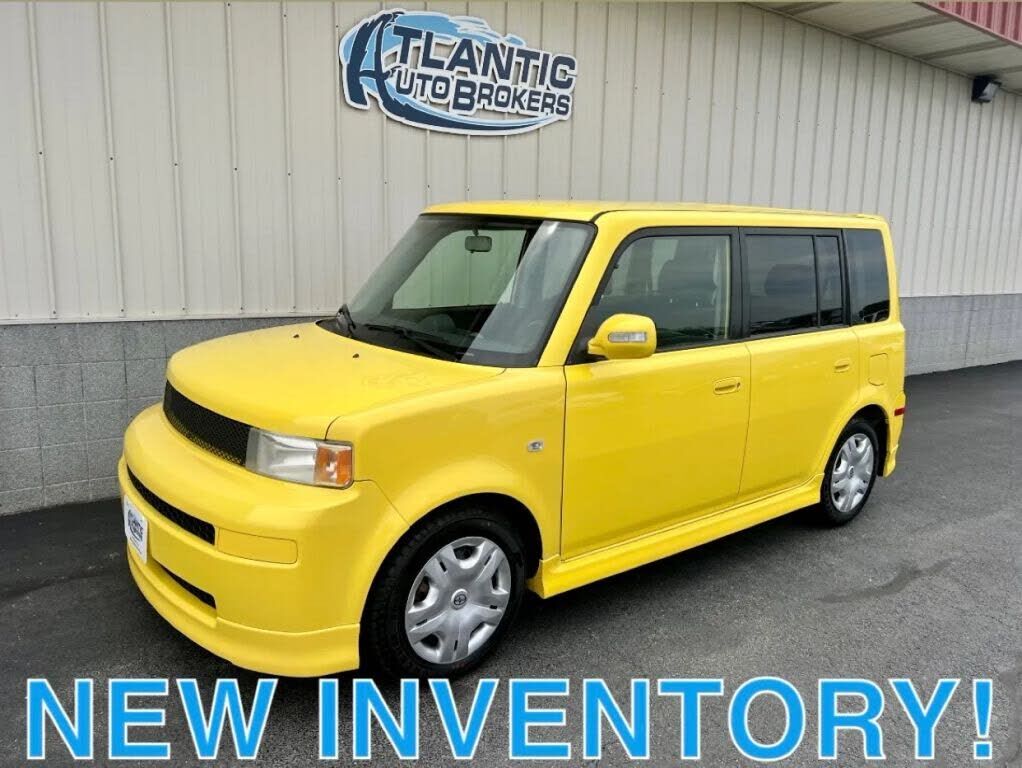 2005 TOYOTA SCION
