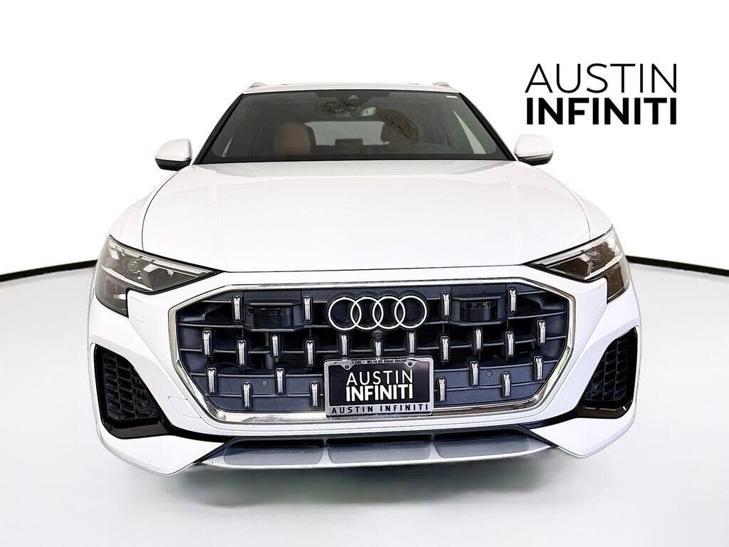 2024 Audi Q8