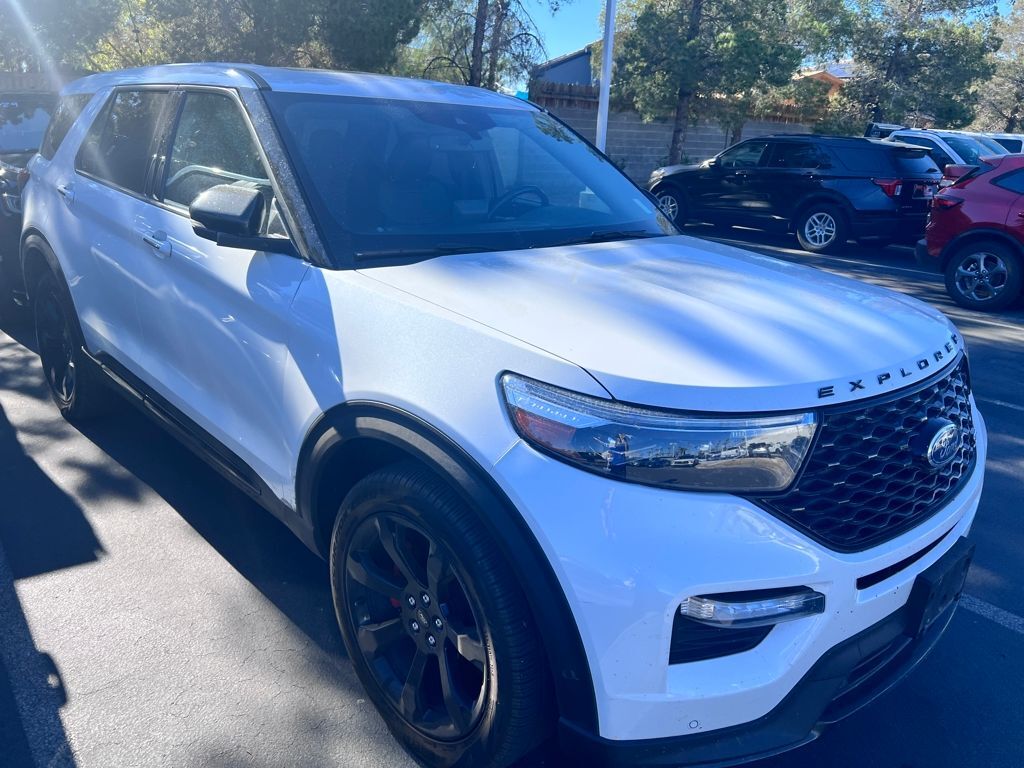 2021 FORD Explorer