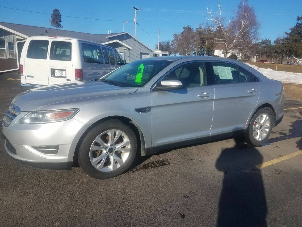 2011 FORD Taurus
