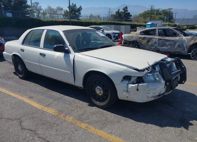 2010 FORD Crown Victoria