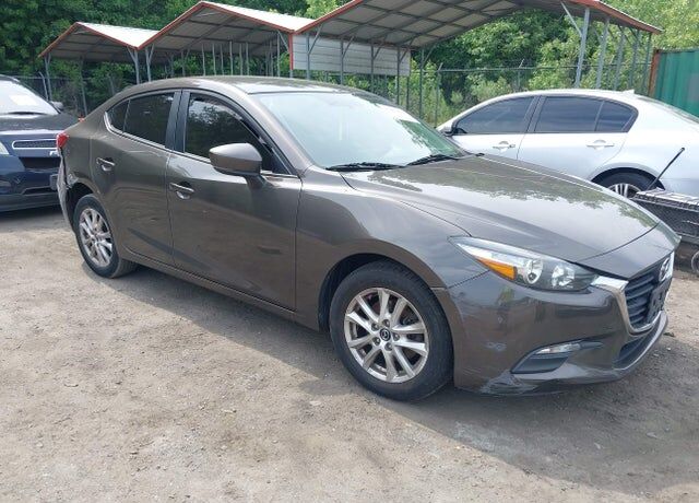 2017 MAZDA Mazda3