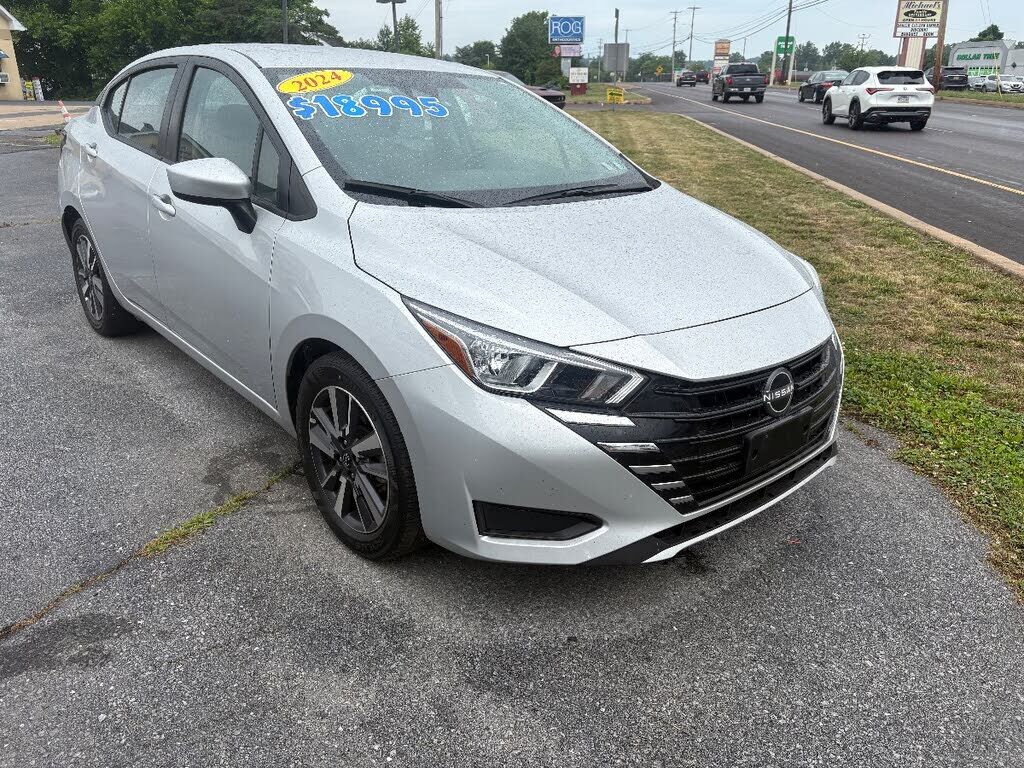 2024 NISSAN Versa