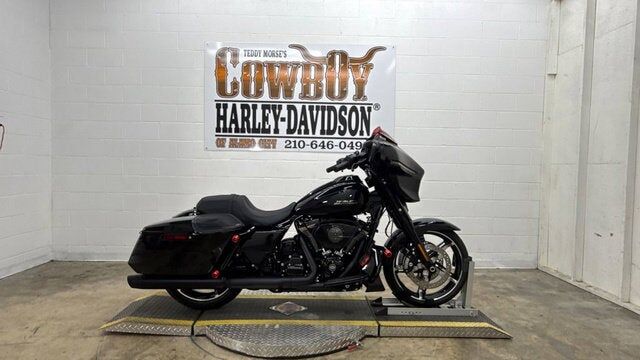 2026 HARLEY DAVIDSON FLHX / Street Glide