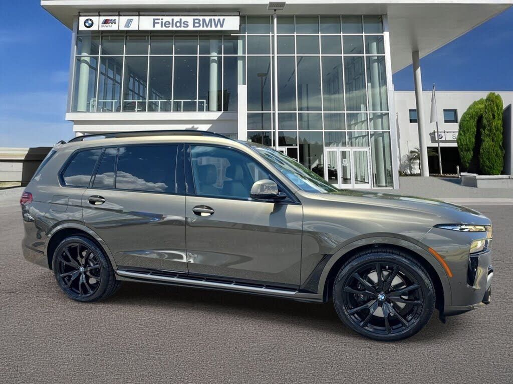 2024 BMW X7
