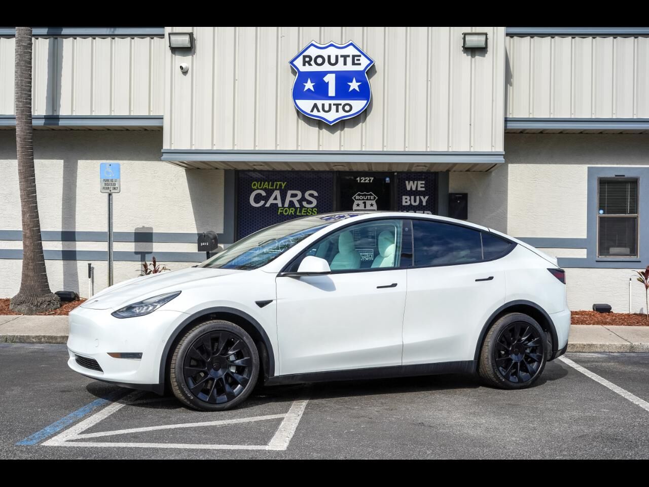 2021 TESLA Model Y