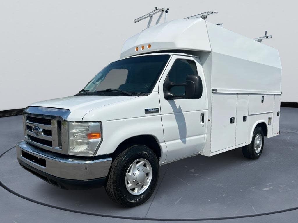 2018 FORD E-350