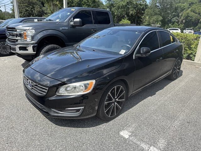 2016 VOLVO S60