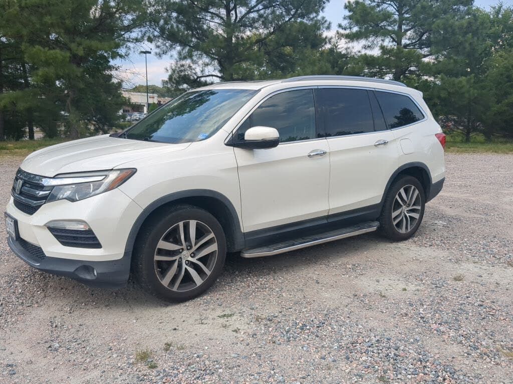 2017 HONDA Pilot
