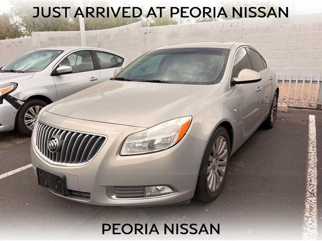 2011 BUICK Regal