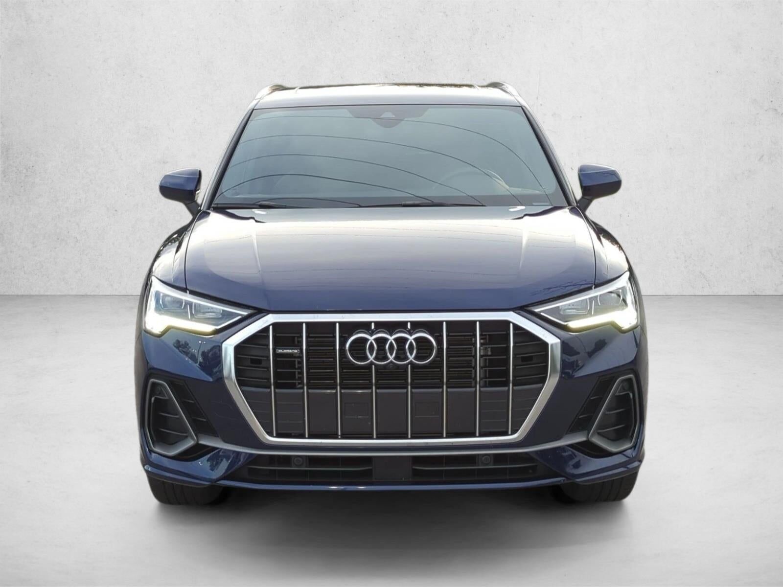 2022 Audi Q3