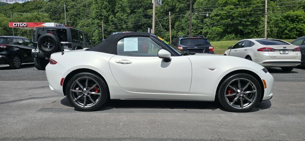 2016 MAZDA MX-5