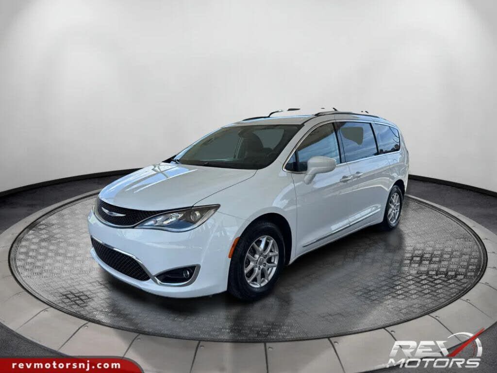 2020 CHRYSLER Pacifica
