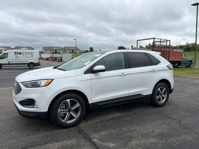 2024 FORD Edge