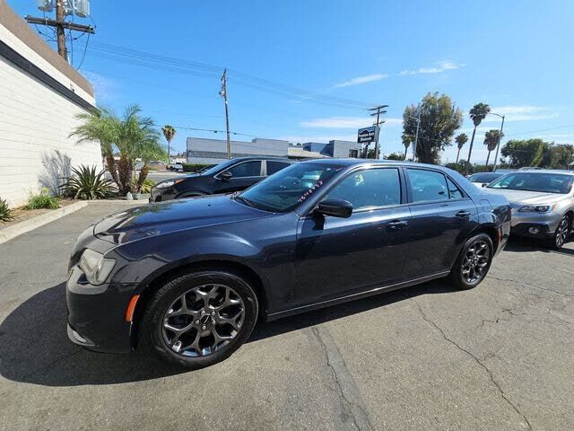 2016 CHRYSLER 300