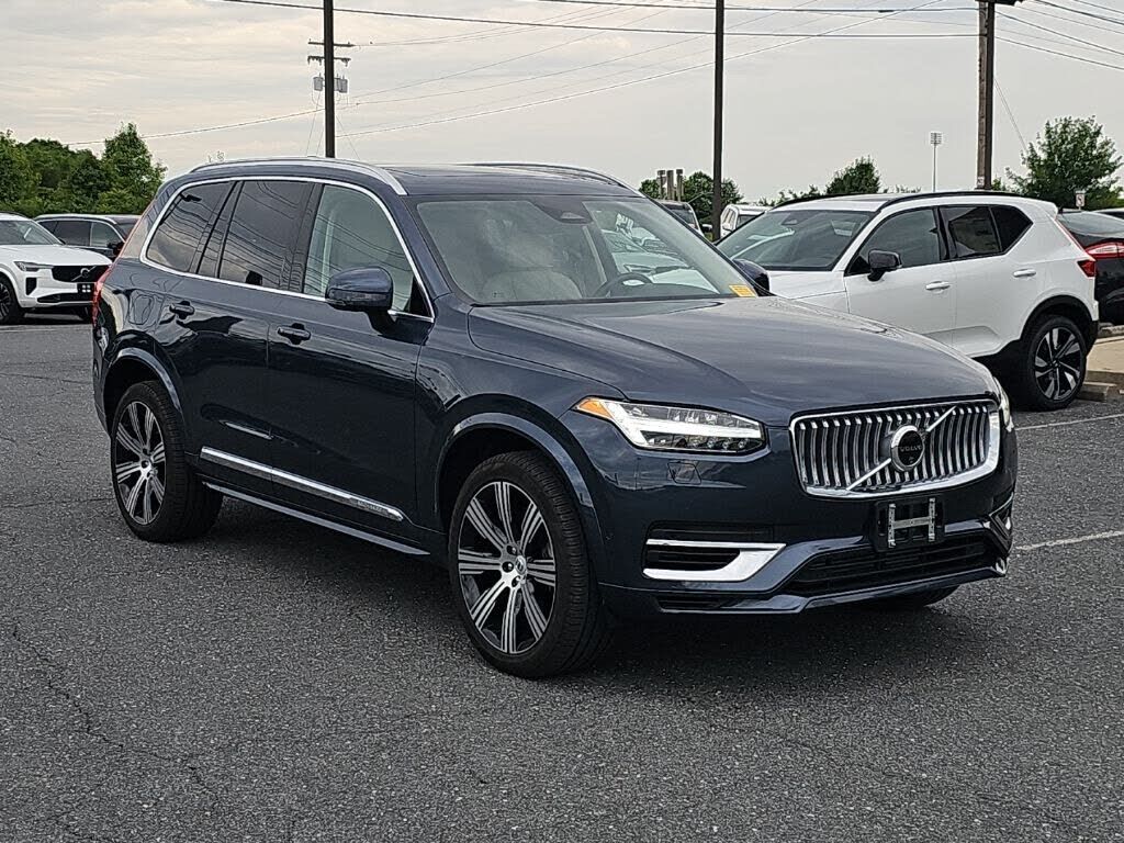 2024 VOLVO XC90