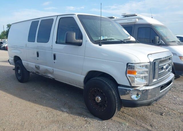 2012 FORD E-250