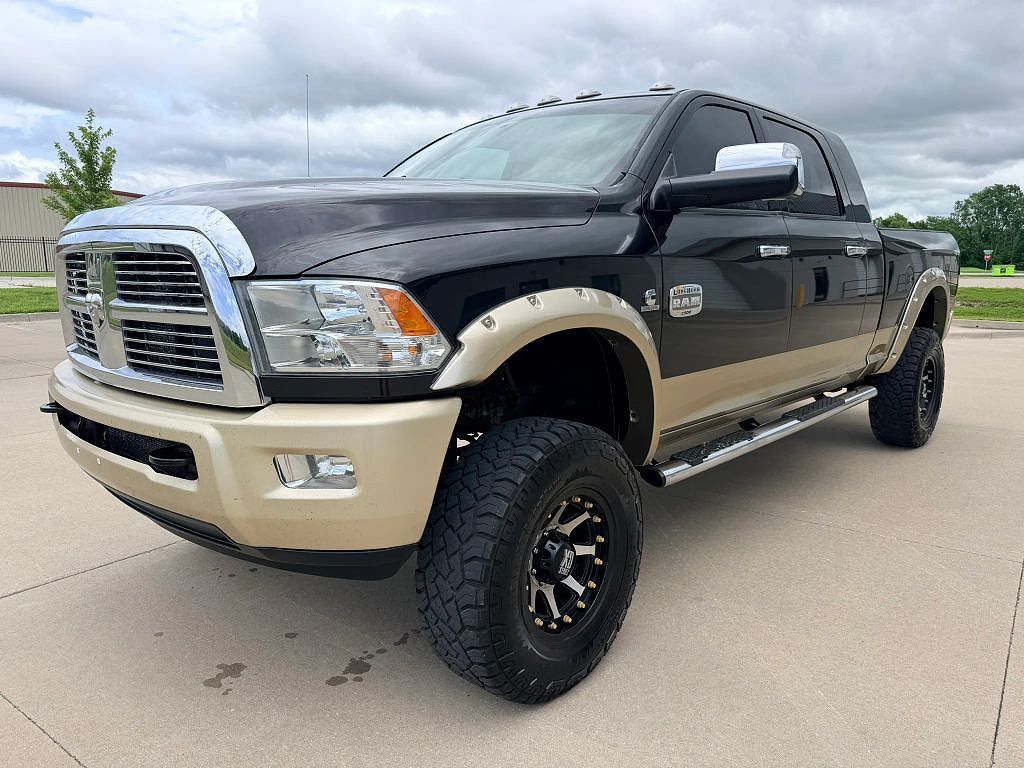 2011 DODGE Ram