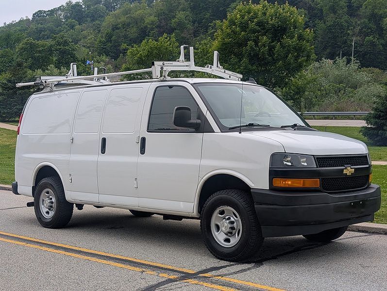 2019 CHEVROLET Express