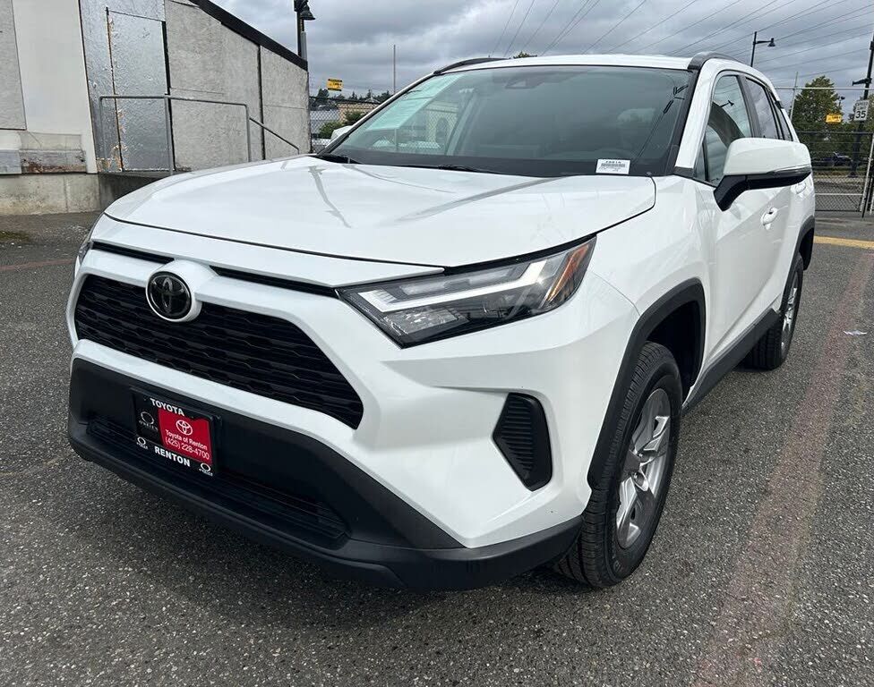2024 TOYOTA RAV4