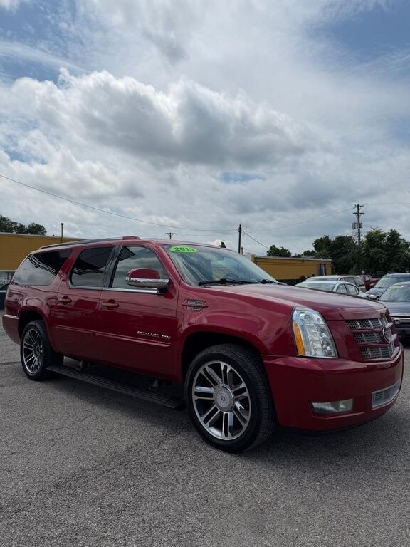 2013 CADILLAC Escalade