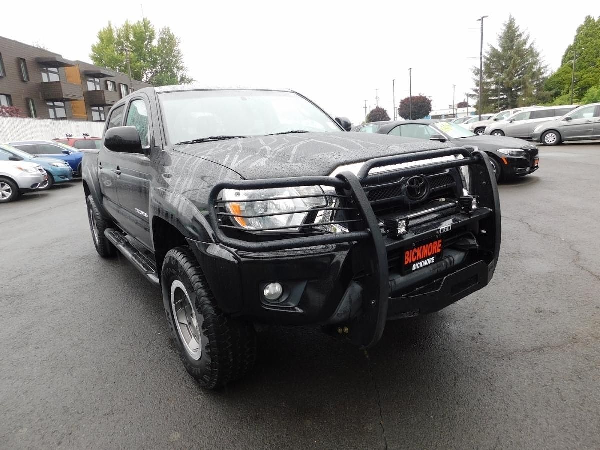 2013 TOYOTA Tacoma
