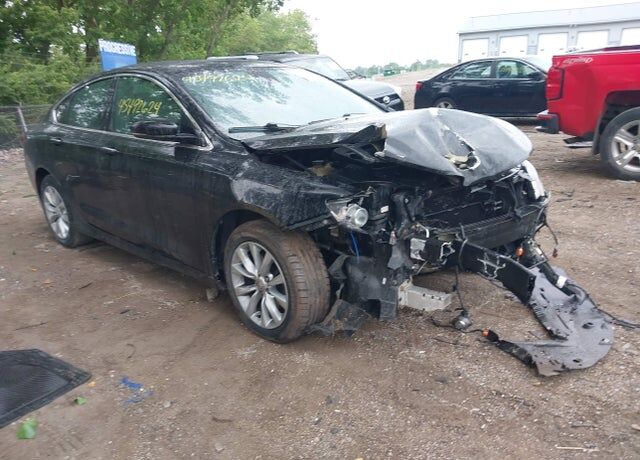 2016 CHRYSLER 200