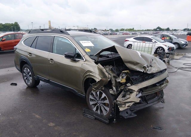 2023 SUBARU Outback