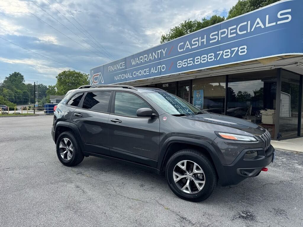 2017 JEEP Cherokee