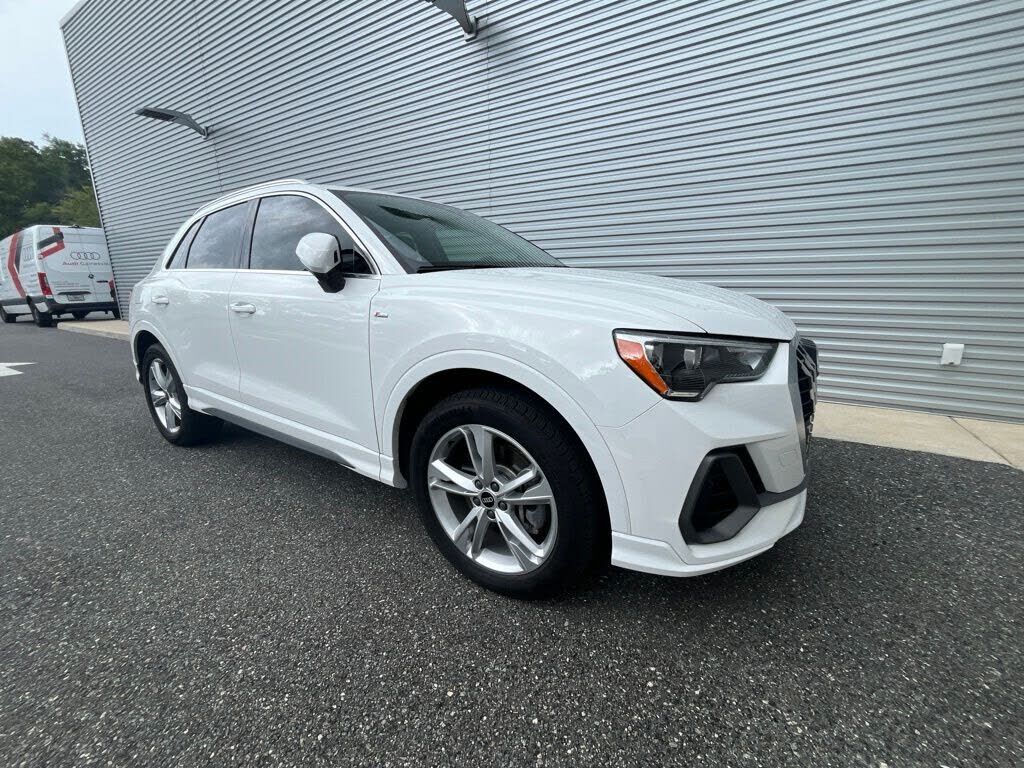 2021 Audi Q3