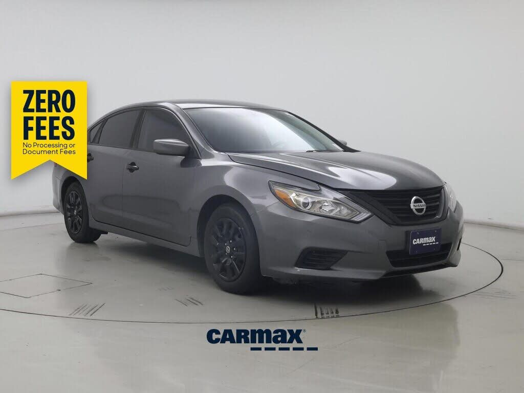 2017 NISSAN Altima