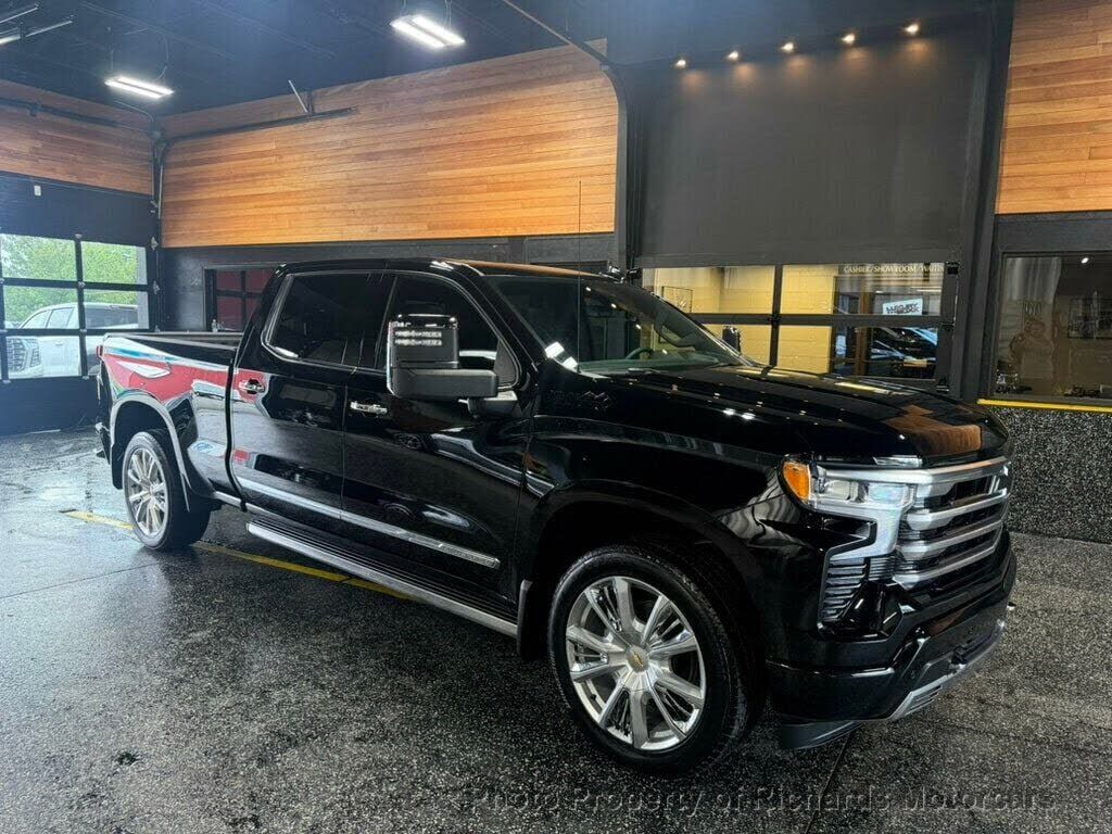 2025 CHEVROLET Silverado