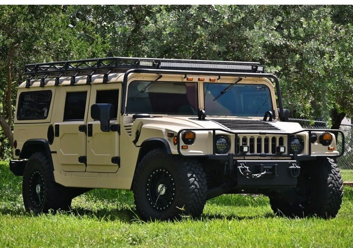 HUMMER H1