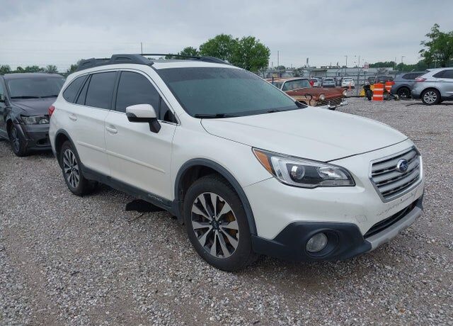 2015 SUBARU Outback