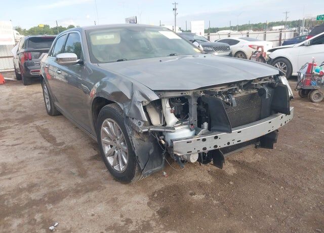 2011 CHRYSLER 300