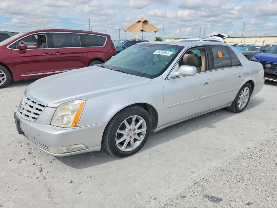 2011 CADILLAC DTS