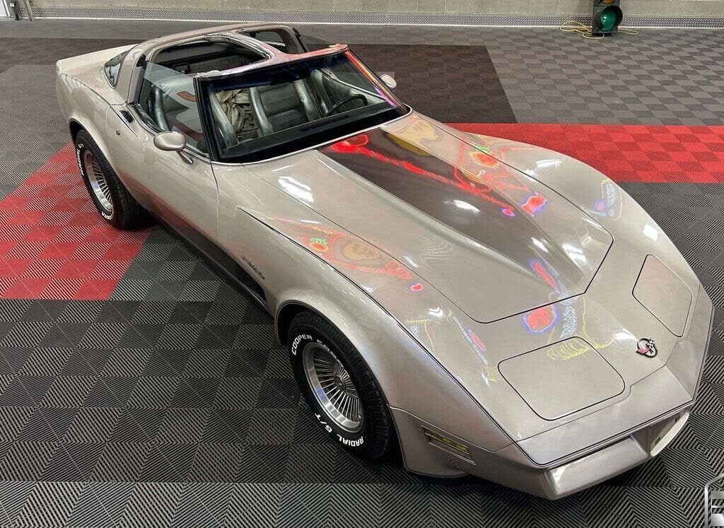1982 CHEVROLET Corvette