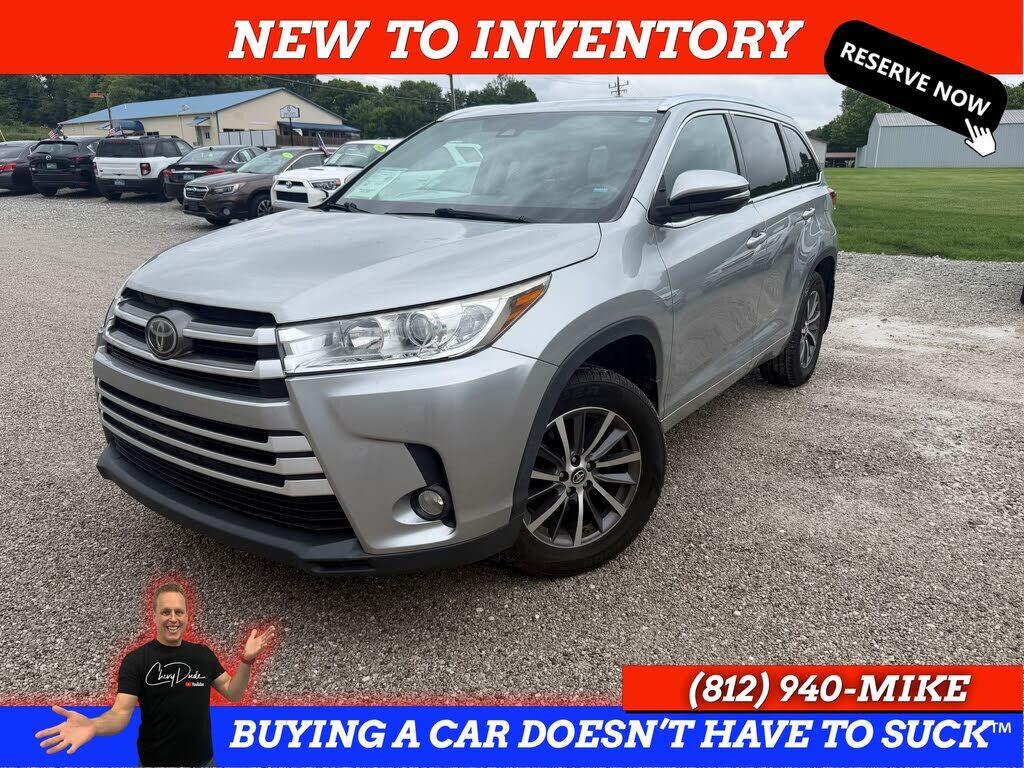 2017 TOYOTA Highlander
