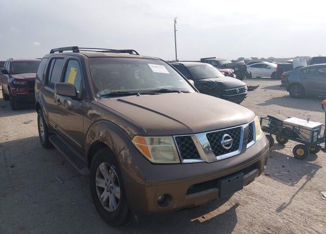 2005 NISSAN Pathfinder