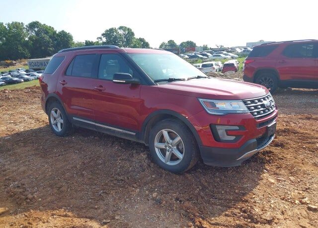 2017 FORD Explorer