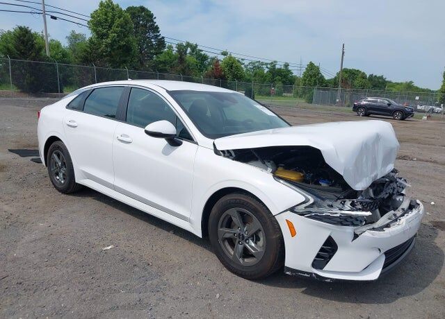 2022 KIA K5