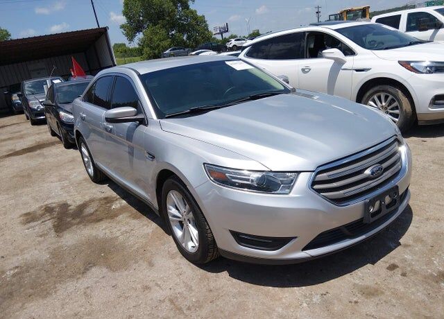 2018 FORD Taurus