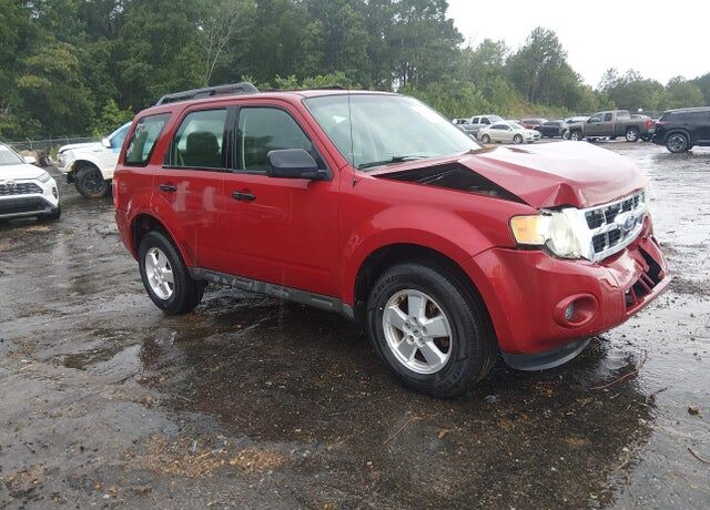 2011 FORD Escape