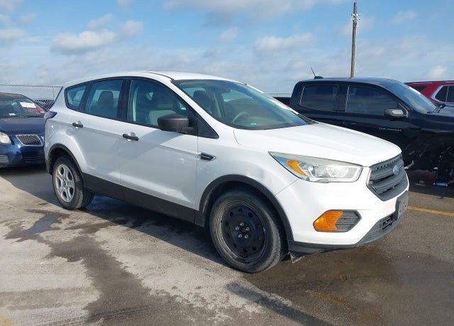 2017 FORD Escape