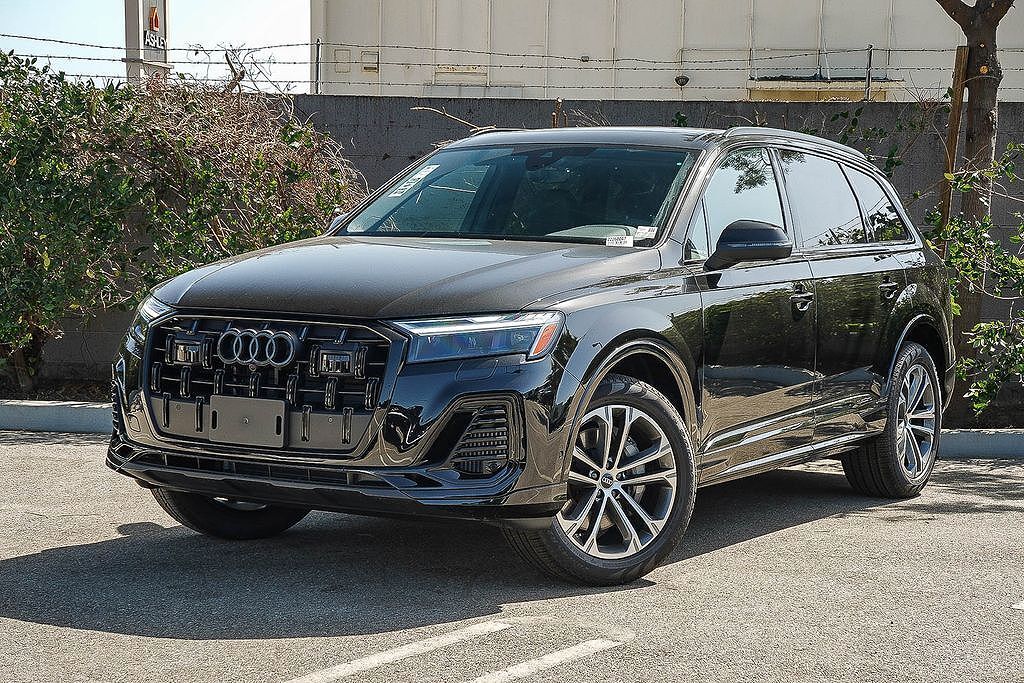 2026 AUDI Q7