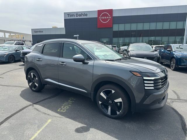 2025 NISSAN Kicks