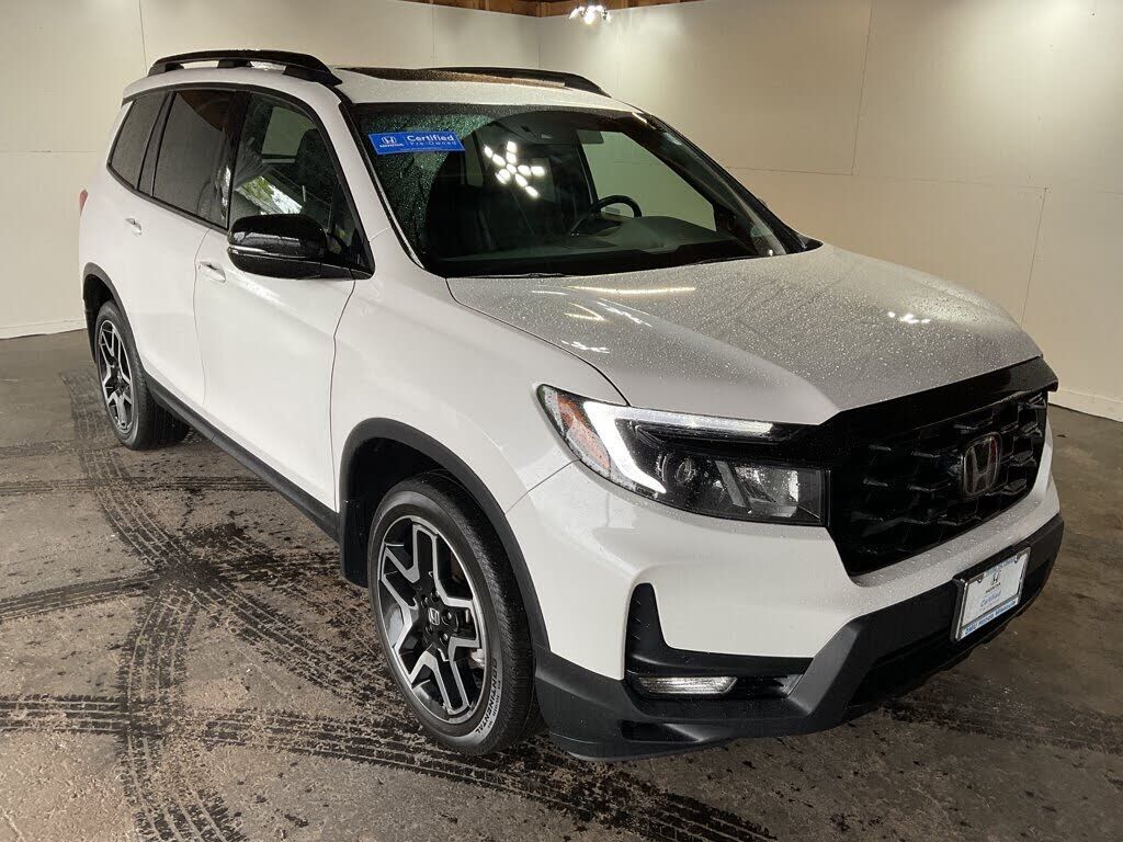 2023 HONDA Passport